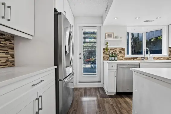 26 230 West 15th Street, North Vancouver For Sale - image 13