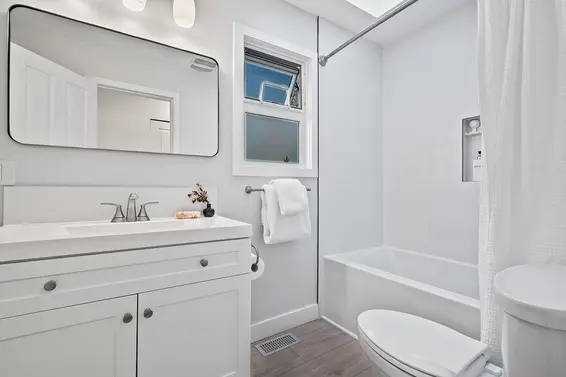 26 230 West 15th Street, North Vancouver For Sale - image 21