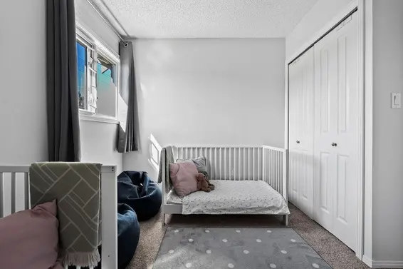 26 230 West 15th Street, North Vancouver For Sale - image 25