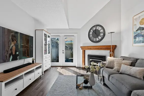 26 230 West 15th Street, North Vancouver For Sale - image 5