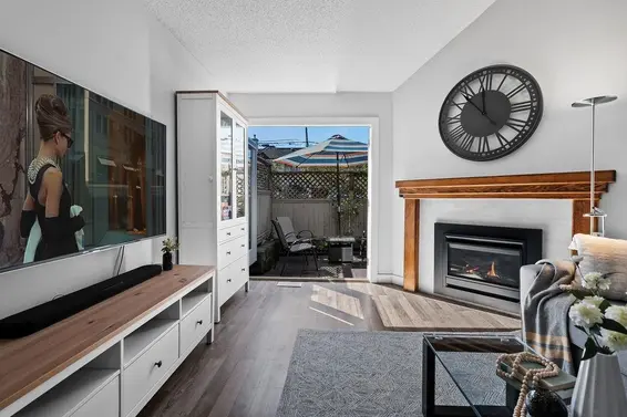 26 230 West 15th Street, North Vancouver For Sale - image 6