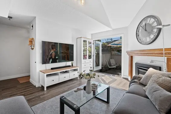 26 230 West 15th Street, North Vancouver For Sale - image 7