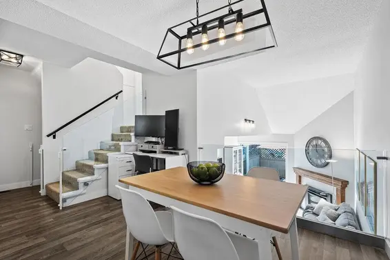 26 230 West 15th Street, North Vancouver For Sale - image 9