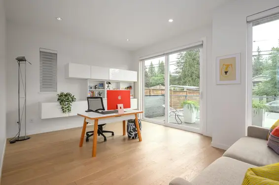 2987 Royal Avenue, North Vancouver For Sale - image 10