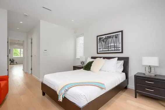 2987 Royal Avenue, North Vancouver For Sale - image 14