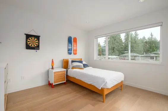 2987 Royal Avenue, North Vancouver For Sale - image 18