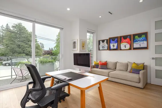2987 Royal Avenue, North Vancouver For Sale - image 21
