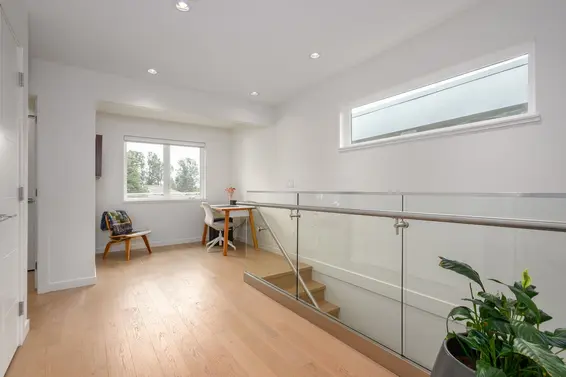 2987 Royal Avenue, North Vancouver For Sale - image 22