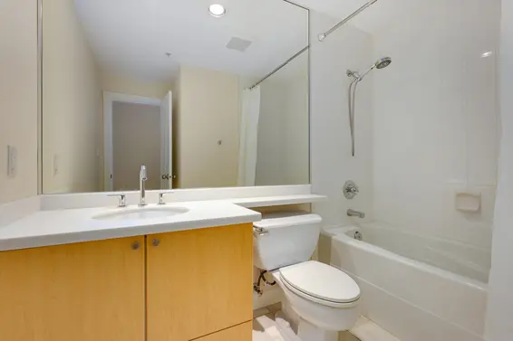 1504 160 East 13th Street, North Vancouver For Sale - image 15