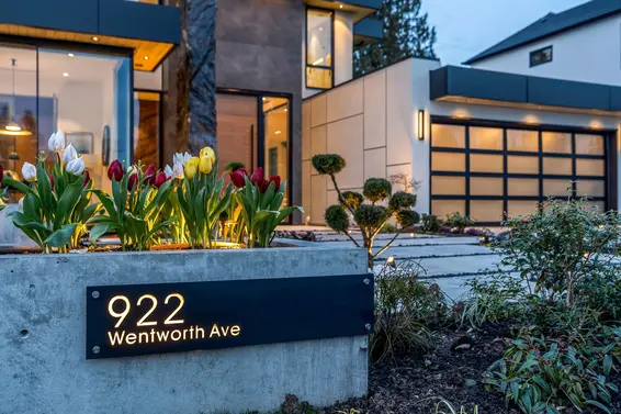 922 Wentworth Avenue, North Vancouver For Sale - image 2