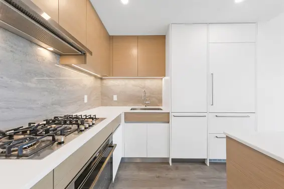 1207 200 Klahanie Court, West Vancouver For Sale - image 3