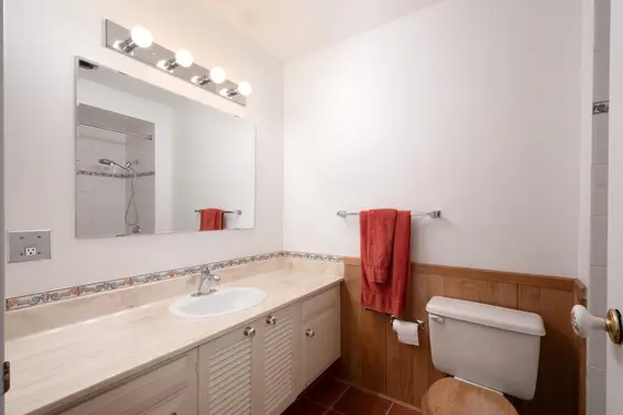 704 235 Keith Road, West Vancouver For Sale - image 20