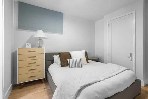 883 Wavertree Road, North Vancouver For Sale - image 31
