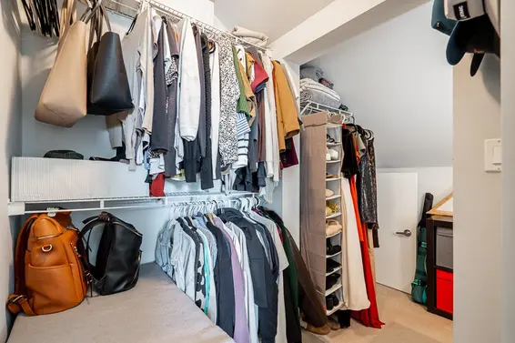 401 128 West 21st Street, North Vancouver For Sale - image 18