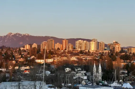 322 755 Harbourside Drive, North Vancouver For Sale - image 3