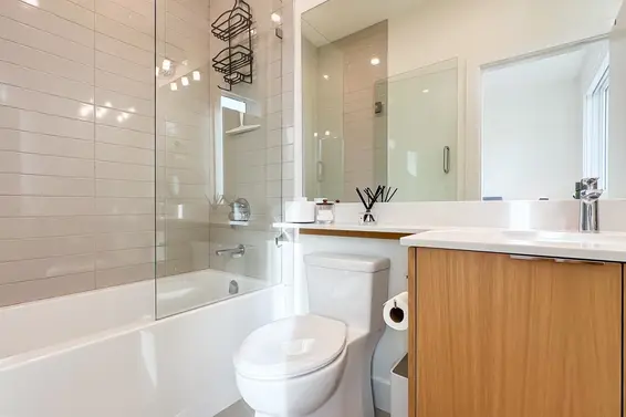 338 East 5th Street, North Vancouver For Sale - image 22