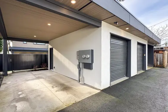 338 East 5th Street, North Vancouver For Sale - image 33