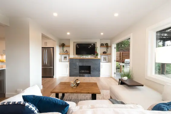 3067 Plymouth Drive, North Vancouver For Sale - image 11