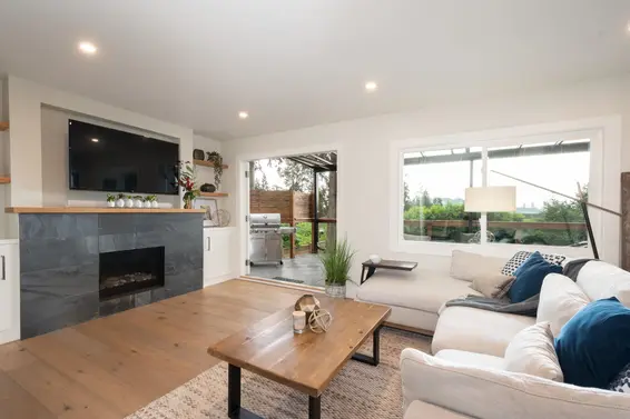 3067 Plymouth Drive, North Vancouver For Sale - image 12