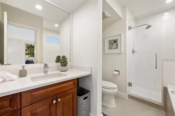 25 4957 Marine Drive, West Vancouver For Sale - image 22