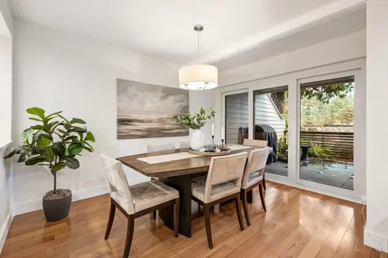 25 4957 Marine Drive, West Vancouver For Sale - image 6