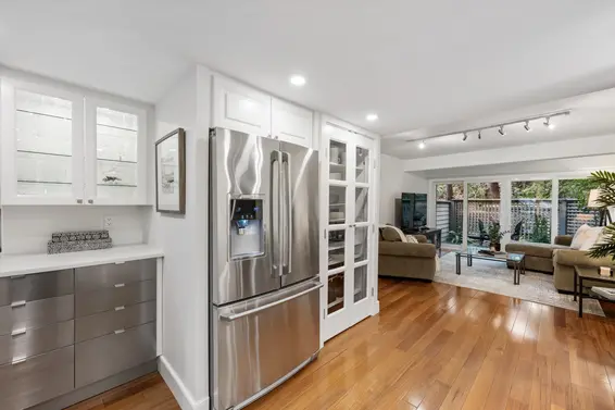 25 4957 Marine Drive, West Vancouver For Sale - image 9