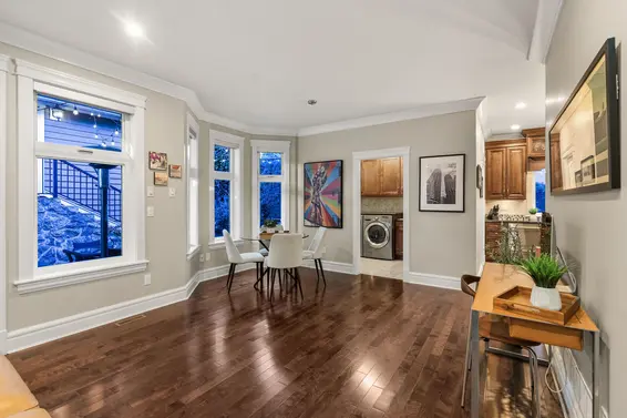 452 Tempe Crescent, North Vancouver For Sale - image 12