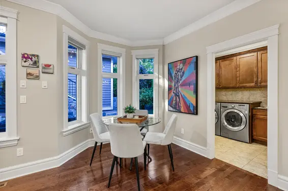 452 Tempe Crescent, North Vancouver For Sale - image 14