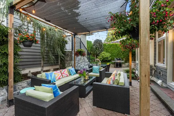452 Tempe Crescent, North Vancouver For Sale - image 20