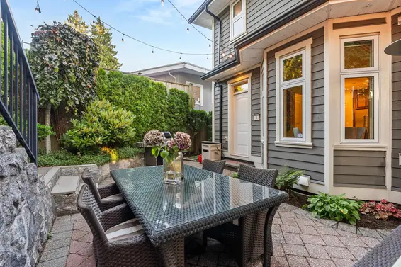 452 Tempe Crescent, North Vancouver For Sale - image 21
