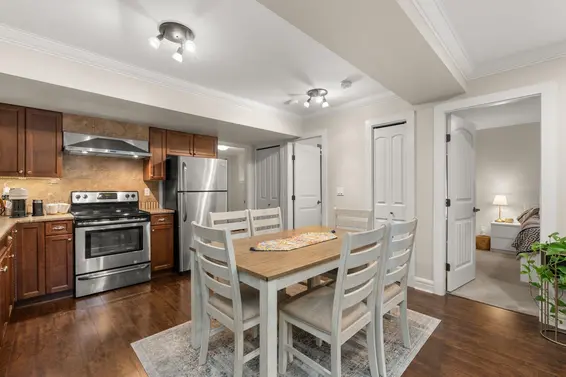 452 Tempe Crescent, North Vancouver For Sale - image 37