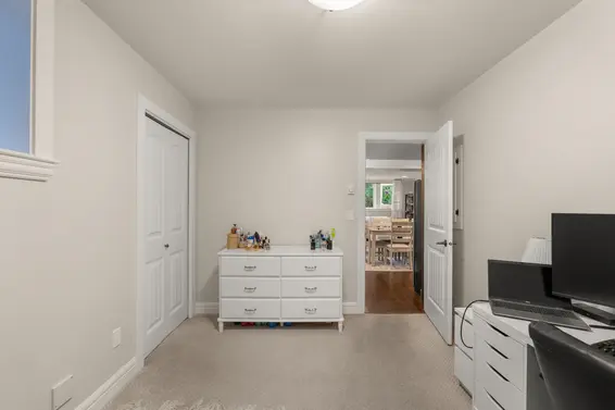 452 Tempe Crescent, North Vancouver For Sale - image 39