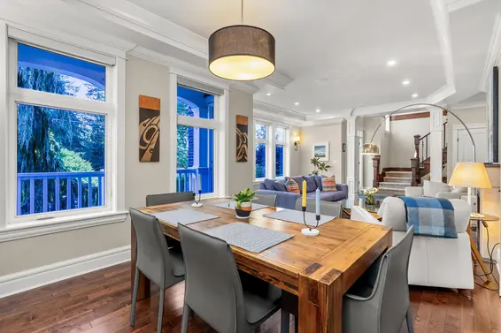 452 Tempe Crescent, North Vancouver For Sale - image 6