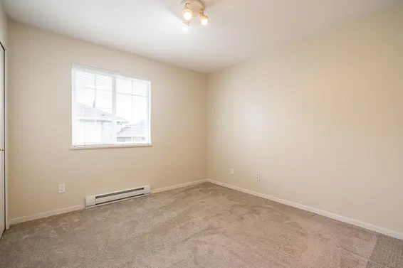 323 East Keith Road, North Vancouver For Sale - image 19