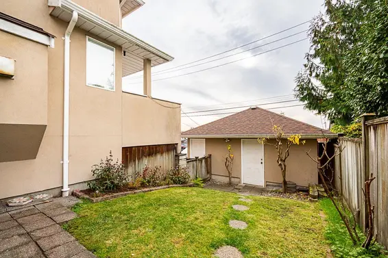 323 East Keith Road, North Vancouver For Sale - image 21