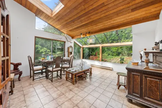 3041 St. Marys Avenue, North Vancouver For Sale - image 16