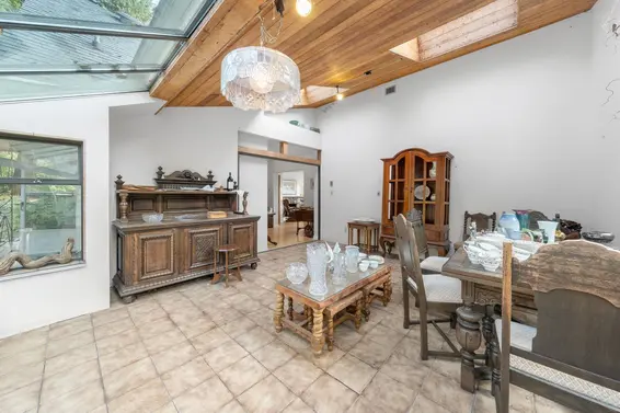 3041 St. Marys Avenue, North Vancouver For Sale - image 17
