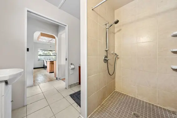 3041 St. Marys Avenue, North Vancouver For Sale - image 26