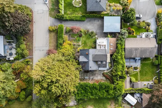 3041 St. Marys Avenue, North Vancouver For Sale - image 39