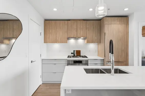 603 108 East 8th Street, North Vancouver For Sale - image 7