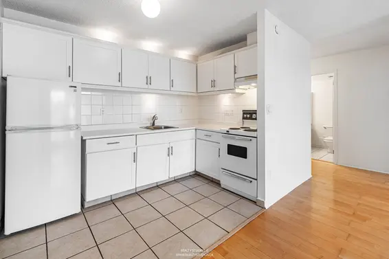 1605 145 St. Georges Avenue, North Vancouver For Sale - image 12