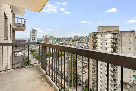 1605 145 St. Georges Avenue, North Vancouver For Sale - image 25