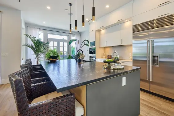 449 East 15th Street, North Vancouver For Sale - image 10