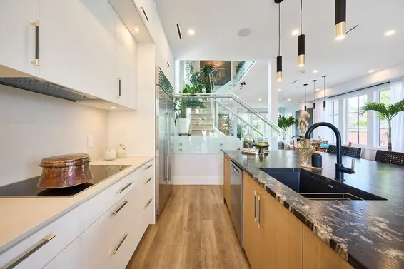 449 East 15th Street, North Vancouver For Sale - image 11
