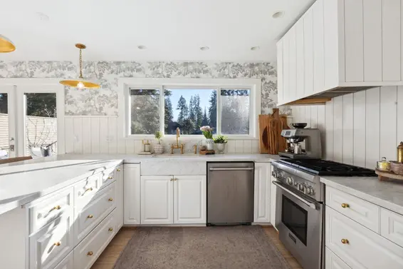 1157 West 23rd Street, North Vancouver For Sale - image 6