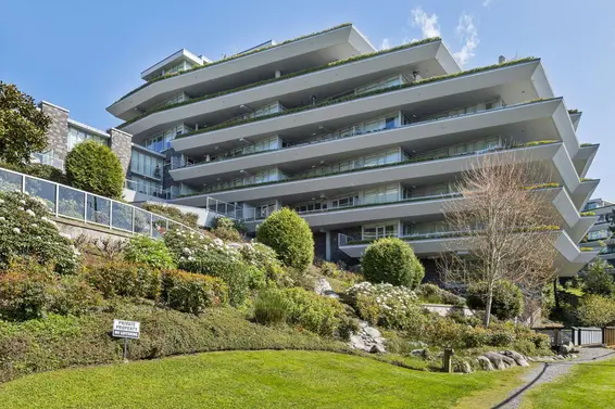 204 866 Arthur Erickson Place, West Vancouver