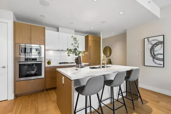 204 866 Arthur Erickson Place, West Vancouver For Sale - image 5