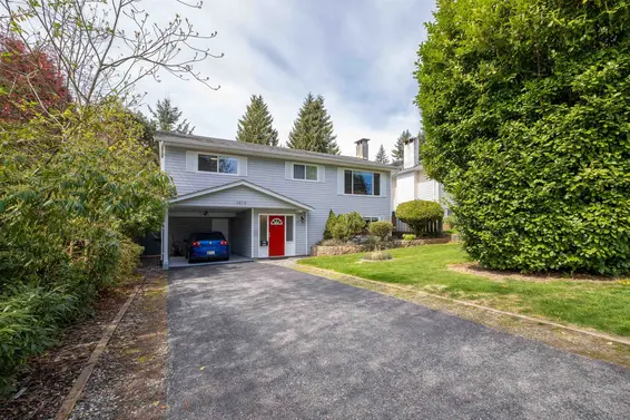 3679 Mountain Highway, North Vancouver