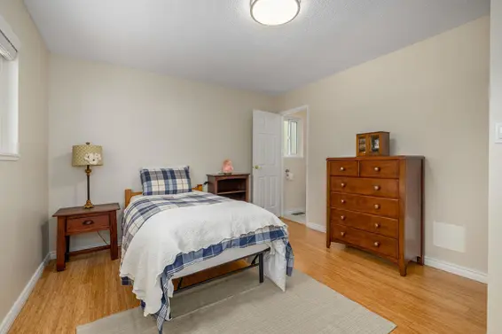 3679 Mountain Highway, North Vancouver For Sale - image 21