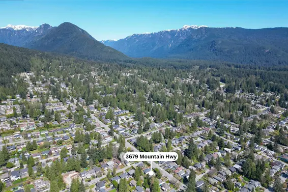3679 Mountain Highway, North Vancouver For Sale - image 38